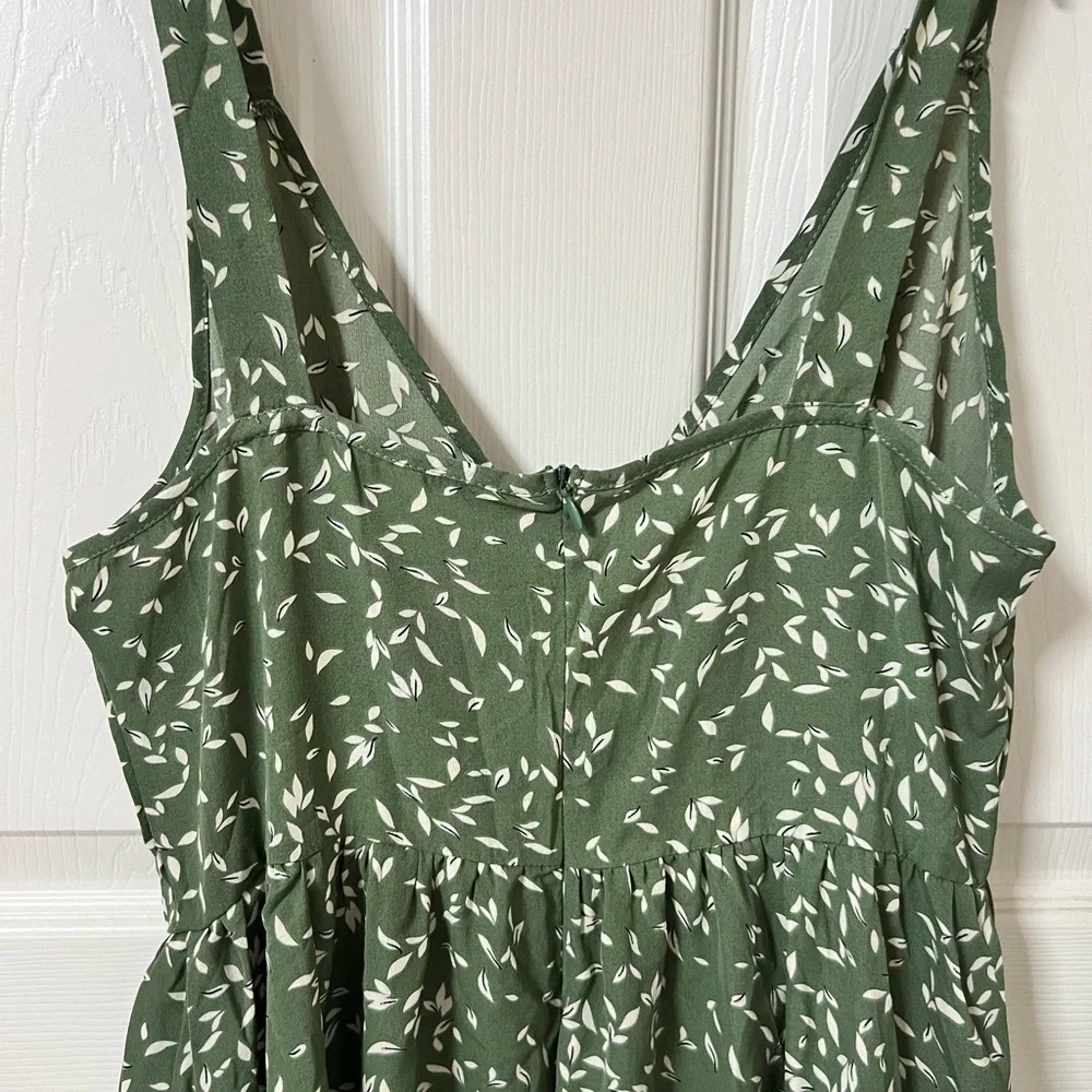 NWT Cupshe Abstract Print Chiffon Dress M - Picture 8 of 13